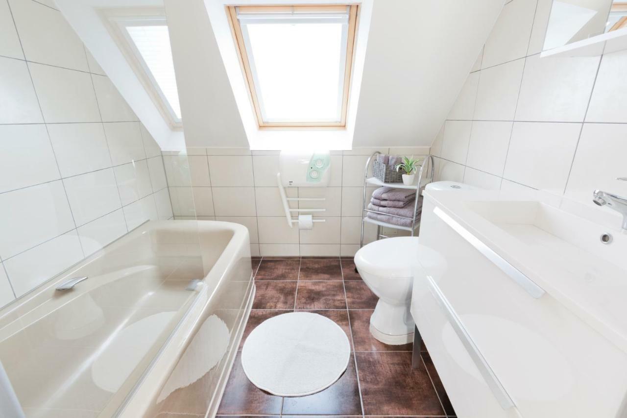 Appartement Donna Rhinau Eksteriør billede